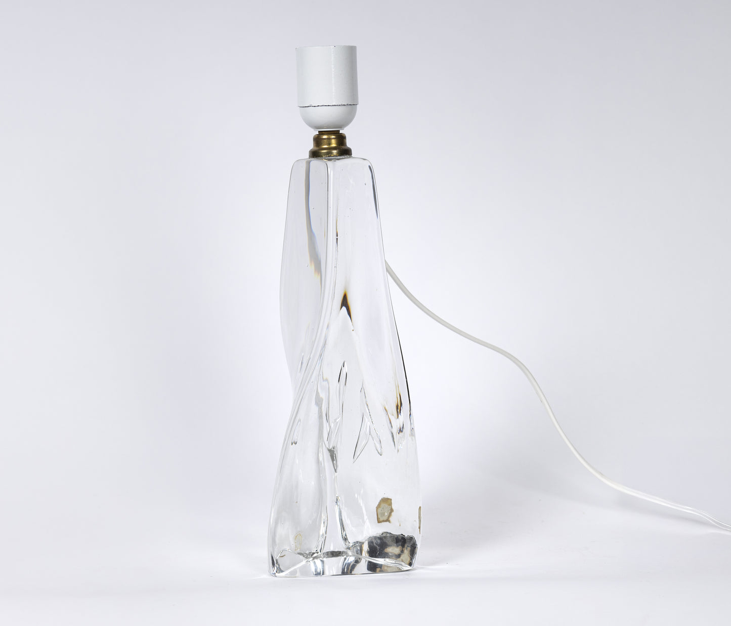 Stilig lampfot i klarglas från Målerås Glasbruk, vintageskick