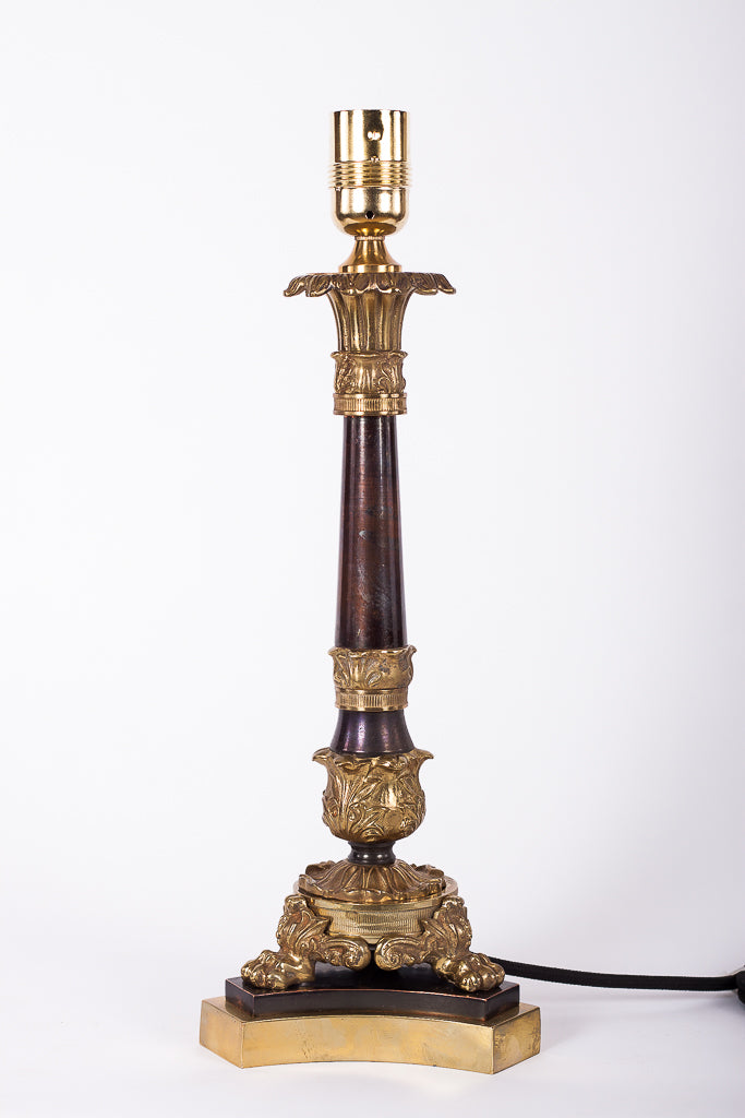Praktfull bordslampa