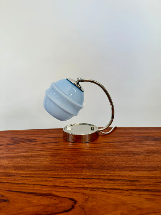 Liten bord/vägglampa i crome