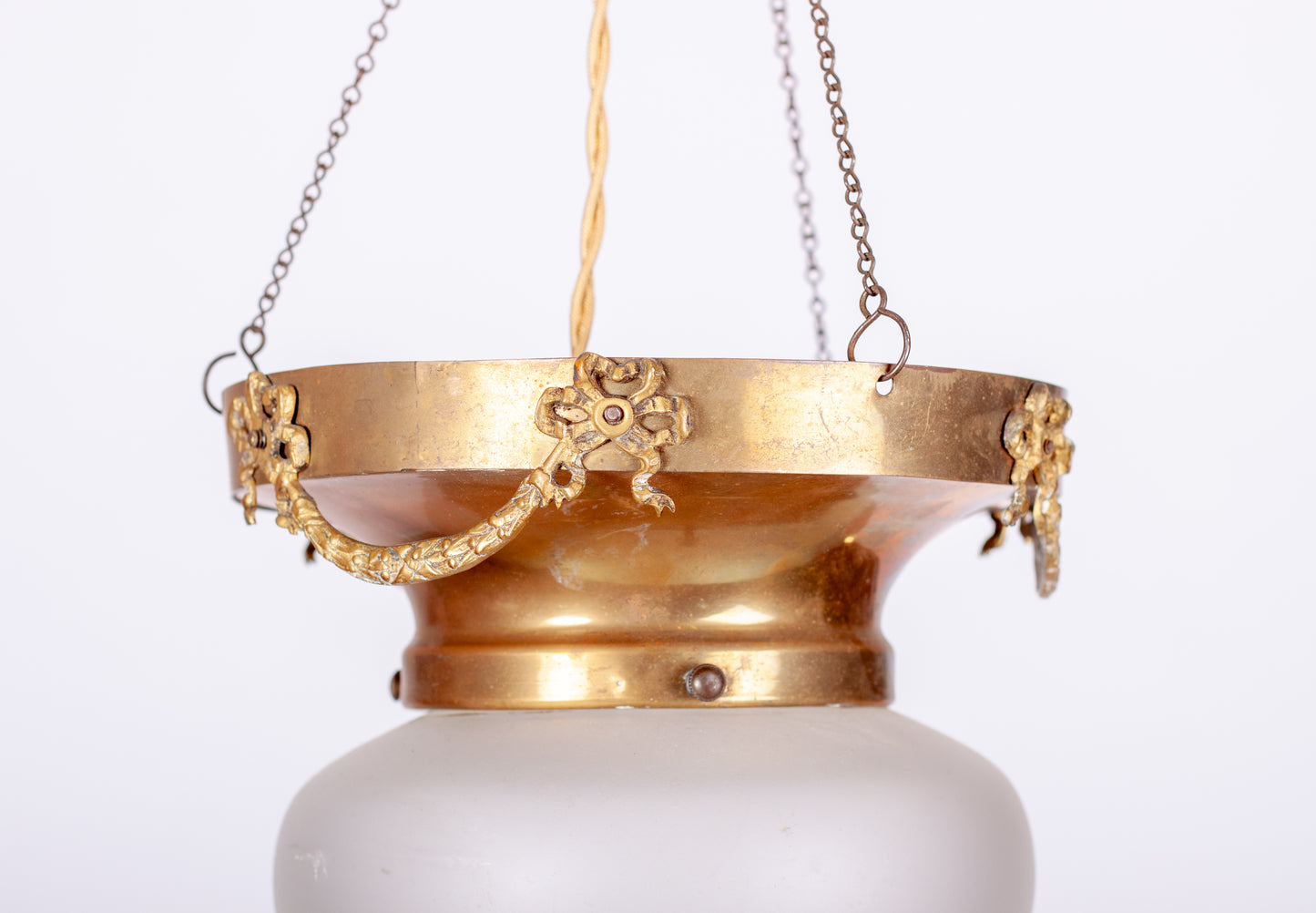 Jugendlampa frostat glas