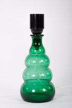 Load image into Gallery viewer, Bordslampa i grönt glas