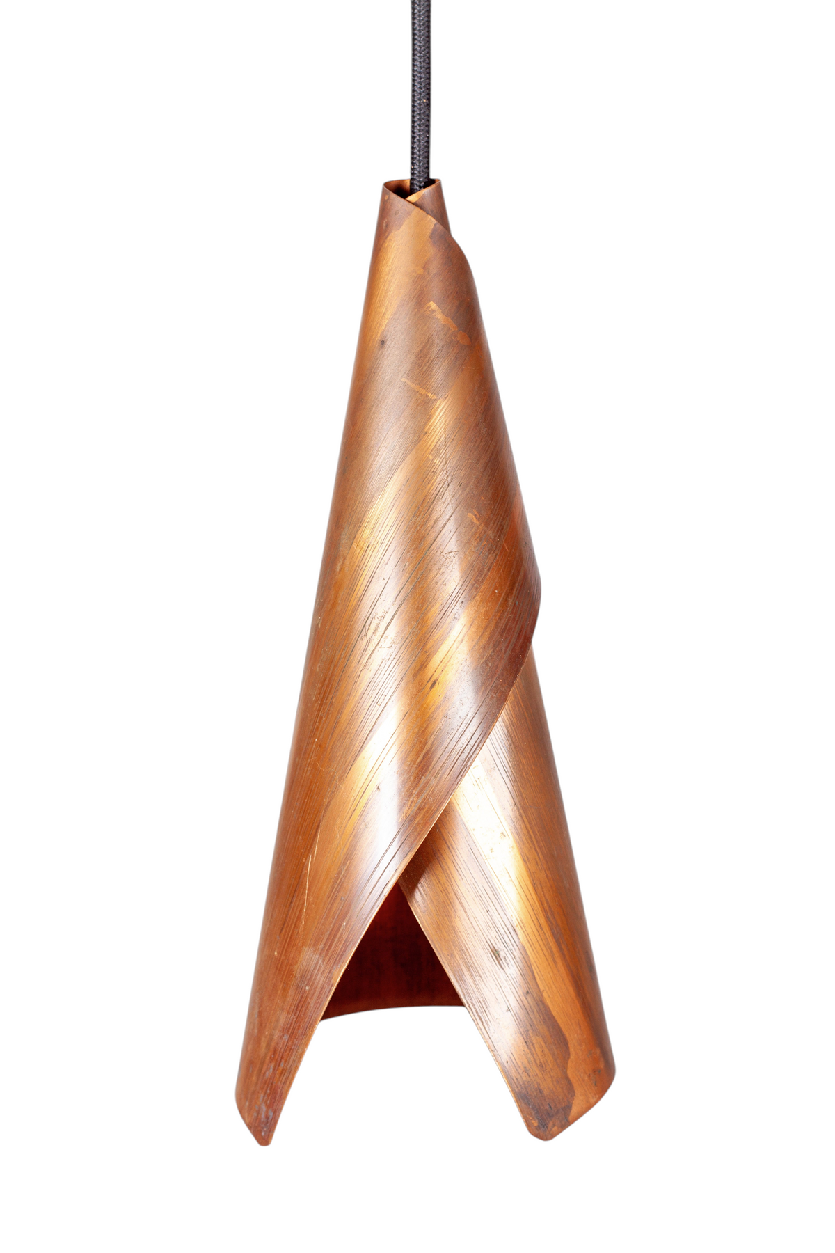 Modighus.se taklampa från 1950-talet i koppar och teak med svart textilkabel i fin vintage design