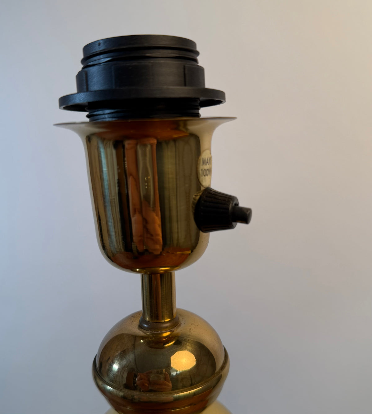 Retro bordslampa i mässing