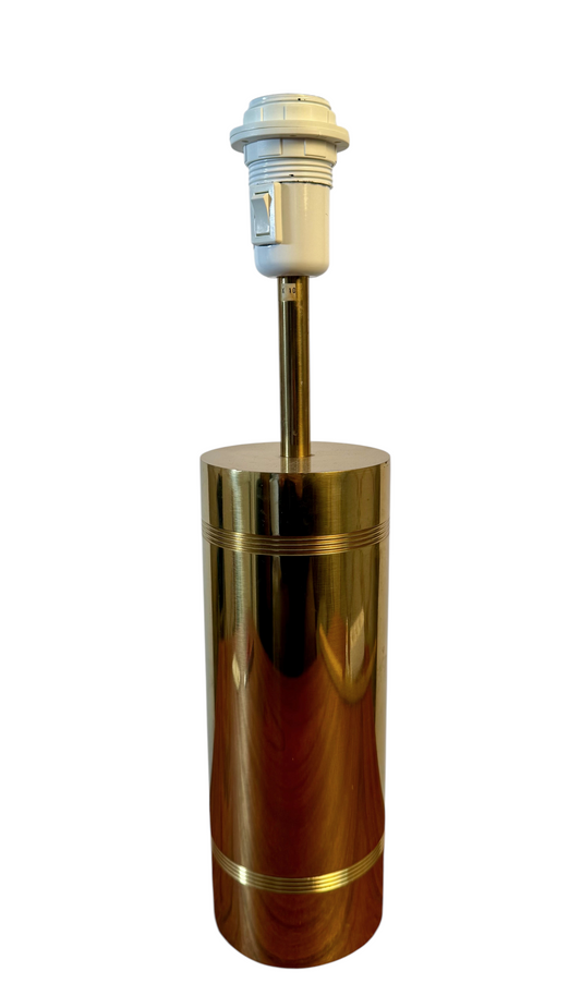 Modighus.se vintage lampfot B-170 från Bergboms i polerad mässing med stilren cylindrisk design från 1960-talet