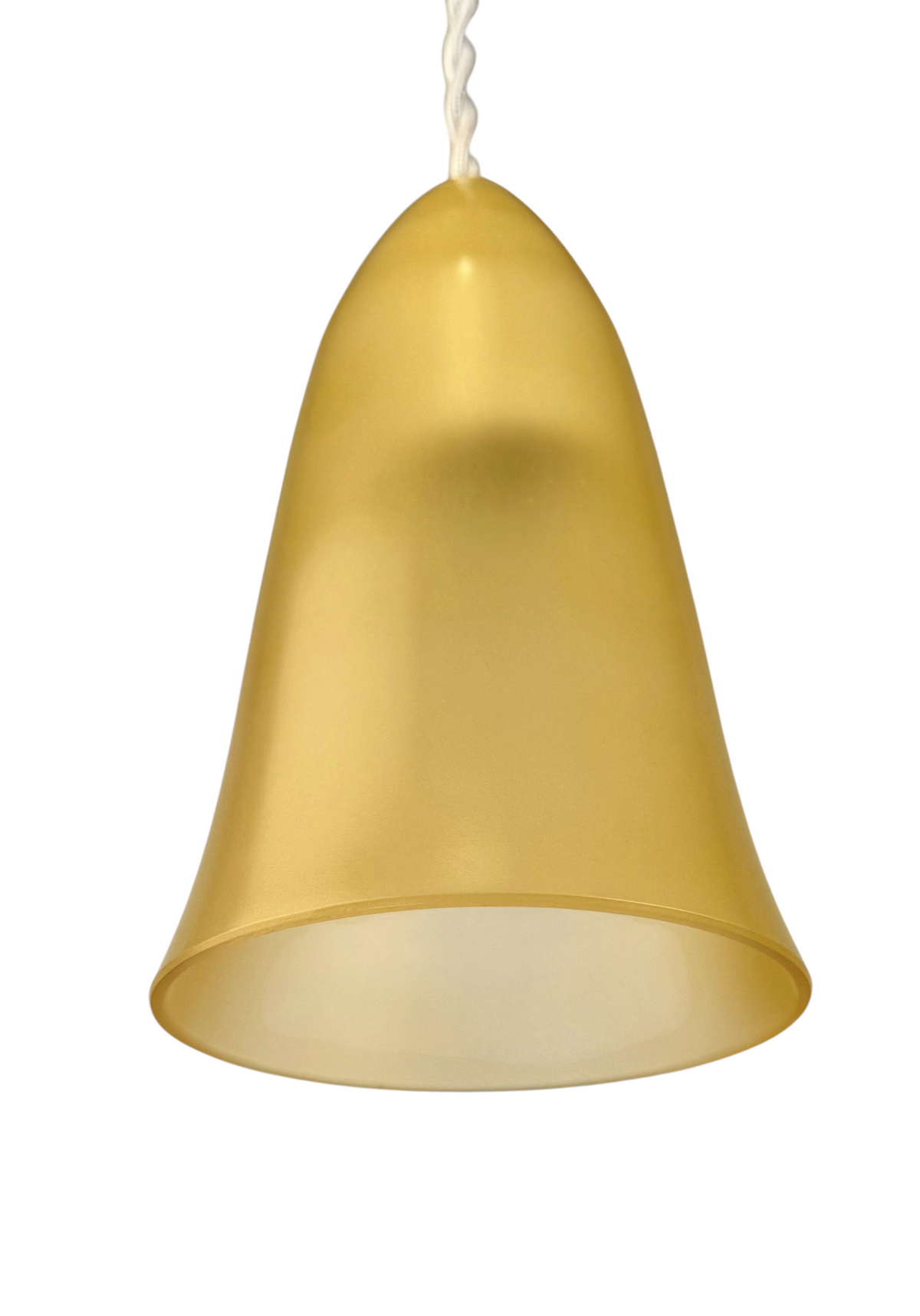 Modighus.se elegant fönsterlampa från 1980-talet i gult genomskinligt glas med vit tvinnad textilkabel.