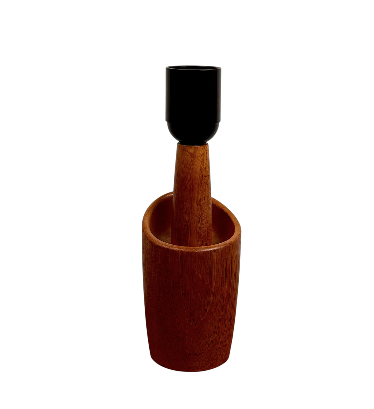 Modighus.se vintage lampfot i brun teak från 1960-talet med stilren design och ny el.