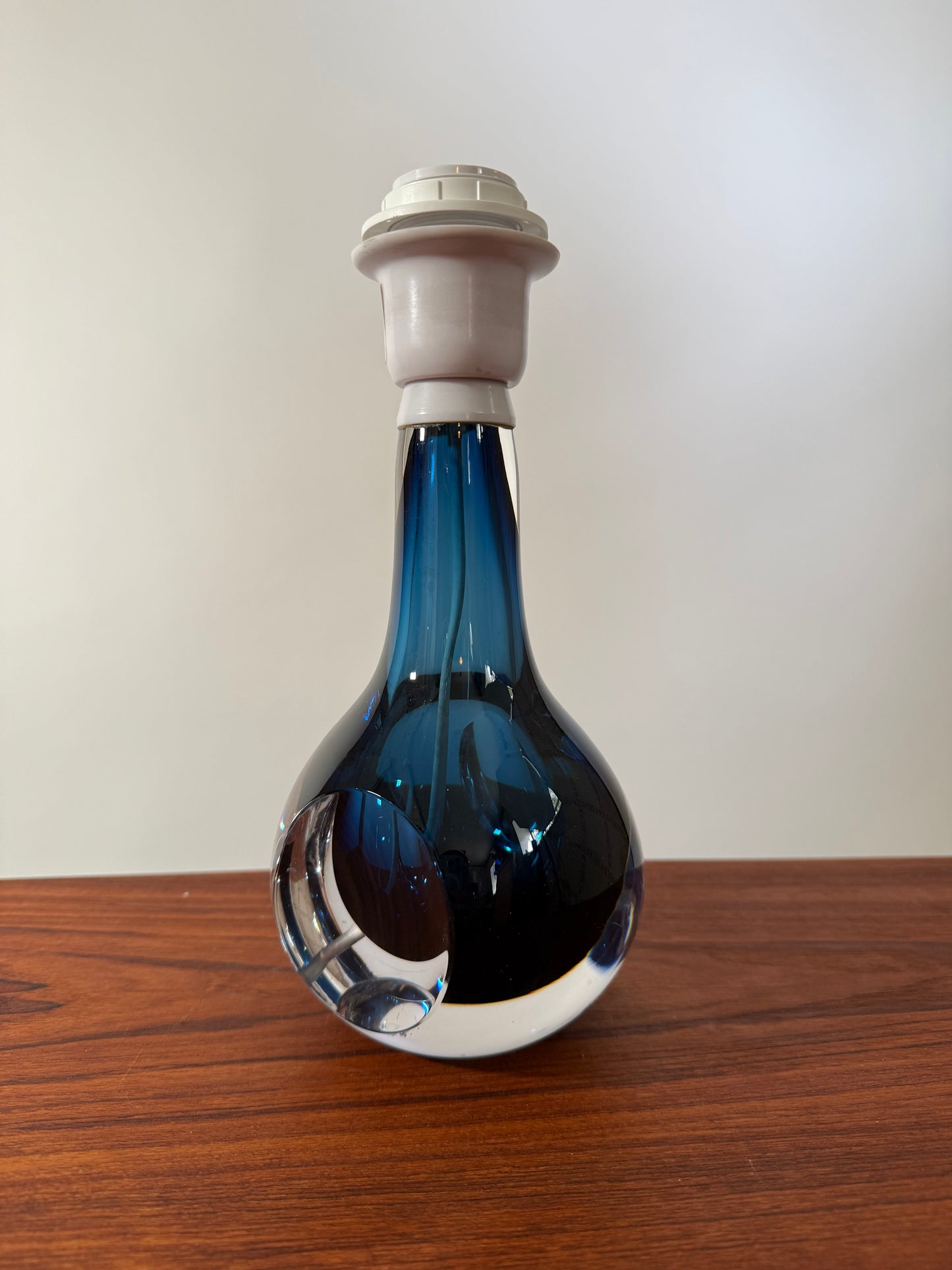 Elegant Bordslampa i Glas