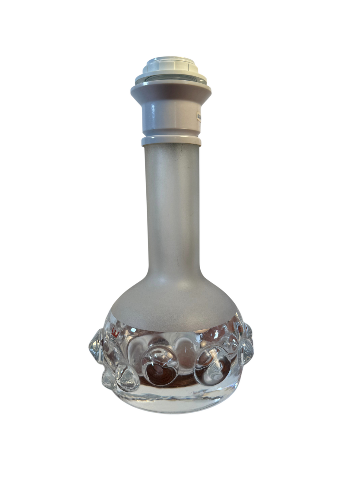 Modighus.se vintage bordslampa från Kosta Glasbruk i klart och frostat glas med dekorativa bubblor från 1960-talet