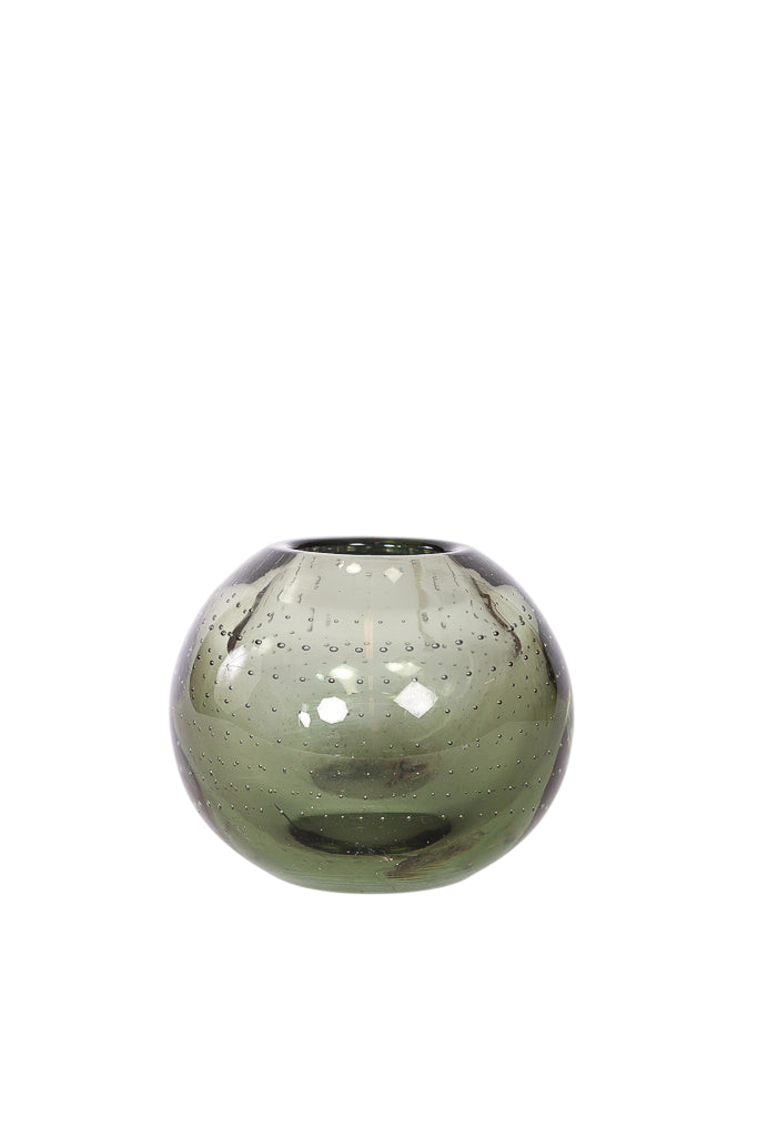 Grön glasvas med luftbubblor från Eda Glasbruk, märkt EDA-47