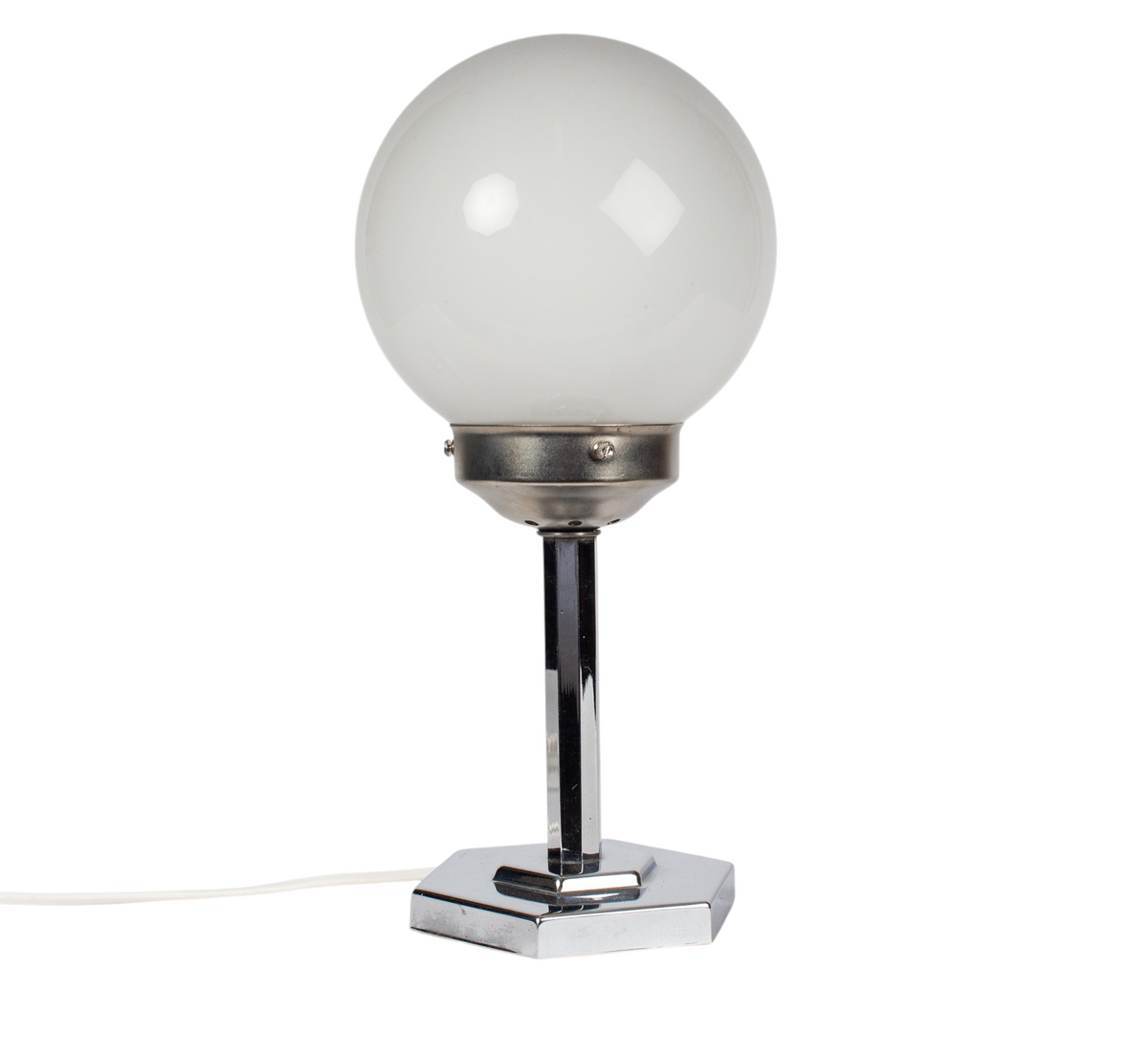 Klotlampa med sexkantig kromad fot. Vintage bordslampa i retrostil.