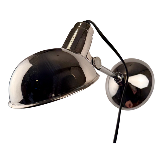 Modern vägglampa krom