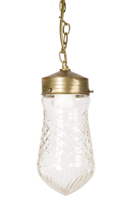 Fönsterlampa i slipad klarglas med mässingsfäste och kedja, jugendstil