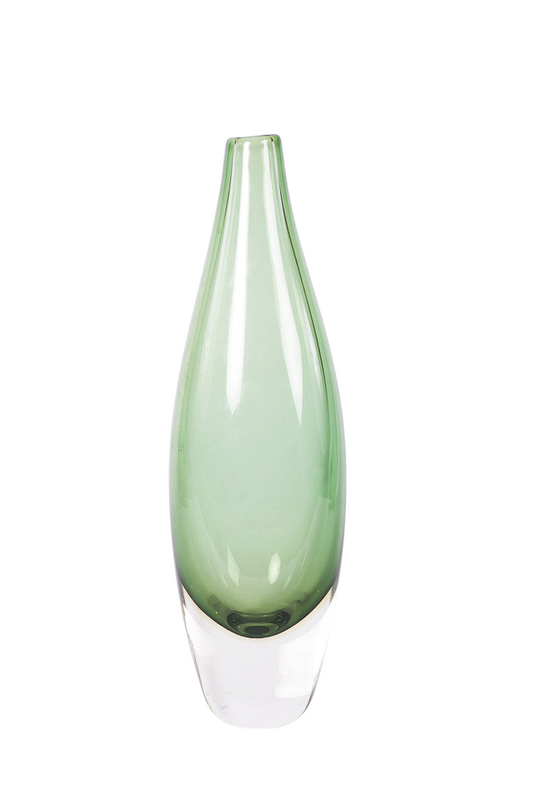 Keramikvas från Gustavsberg med vacker handmålad dekor, designad av Josef Ekberg (1887–1945).