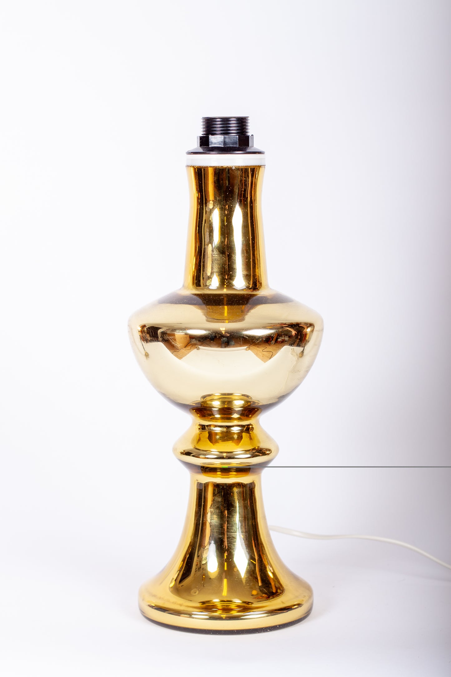 Retro lampfot i glas med blank guldig färg från Luxus i Vittsjö, 1960-tal
