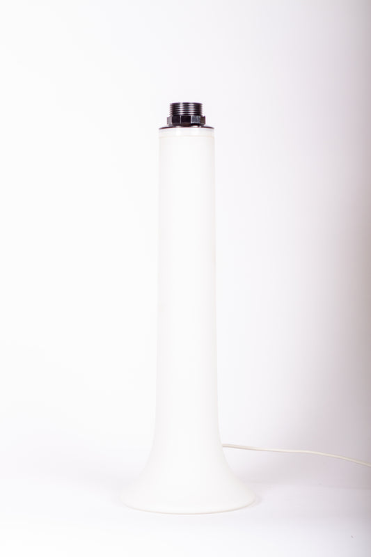 Lampfot modell Trombo i vitmatterat glas från Luxus i Vittsjö, design Uno och Östen Kristiansson, 1960–1970-tal
