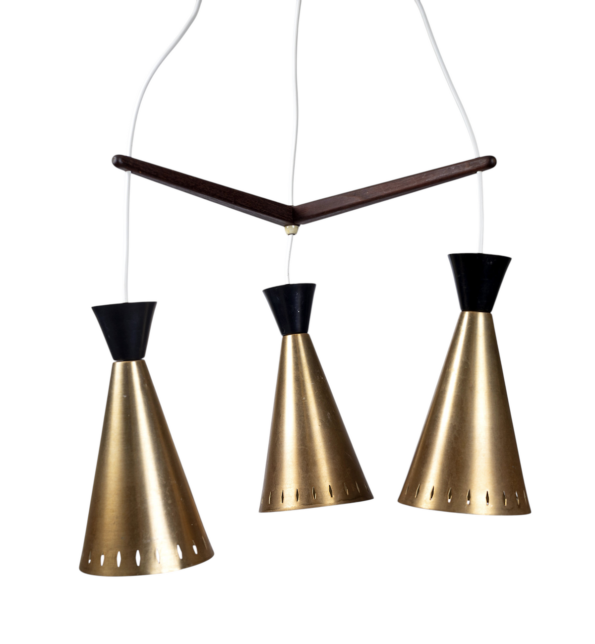 Retro taklampa med skärmar i svart och mässingsfärgad plåt med teakdetaljer och justerbar pendel från 1960-tal