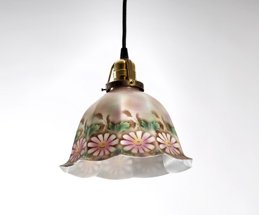 Färgglad taklampa i färgat glas med vackert mönster, 1940-tal
