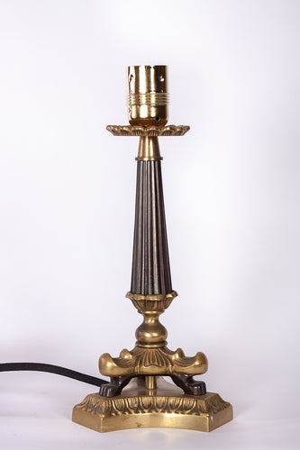 Bordslampa Empirestil