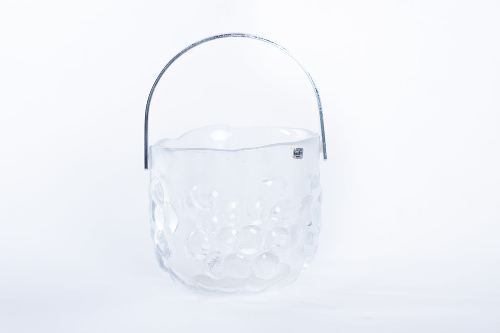 Isskål med kulmönster. Från Boda Glasbruk
