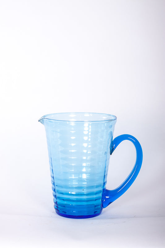 Vacker blå glasbringare., saftbringare Dekorativ nordisk vintage glaskonst.
