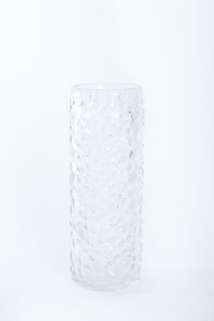 Glasvas med dekorativt kulmönster
