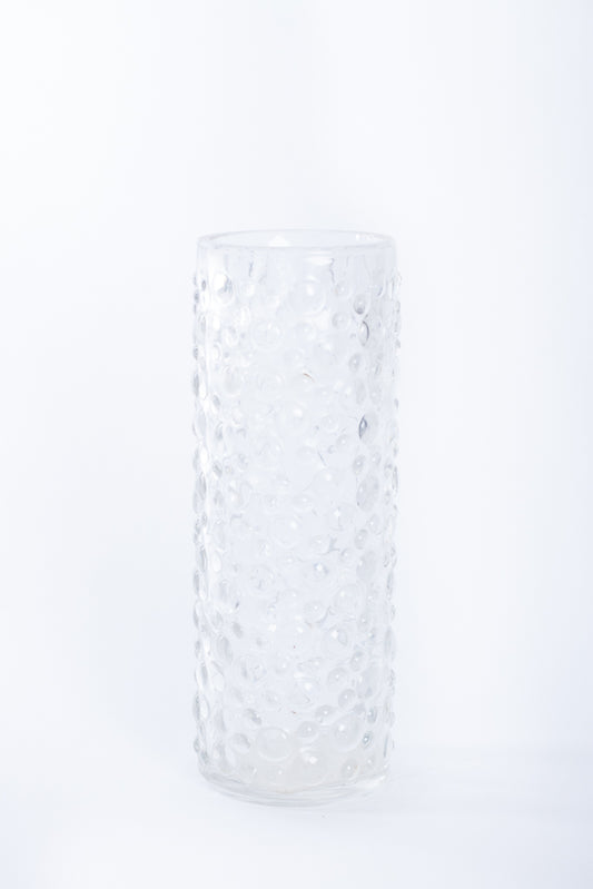 Glasvas med dekorativt kulmönster
