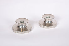 Load image into Gallery viewer, Par ljusstakar i tenn, Från Just Andersen, Danmark
