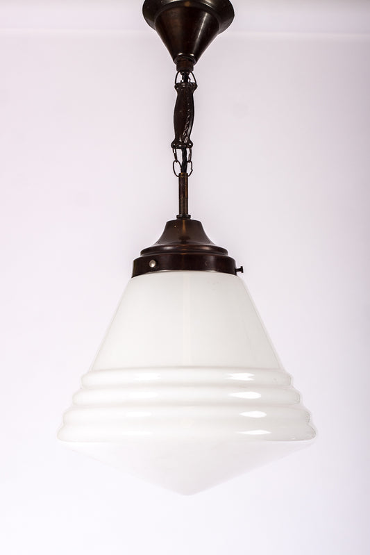 Philips Philite industrilampa med oxiderad koppar och vitt glas. Från 1930-tal, tillverkad i Tyskland
